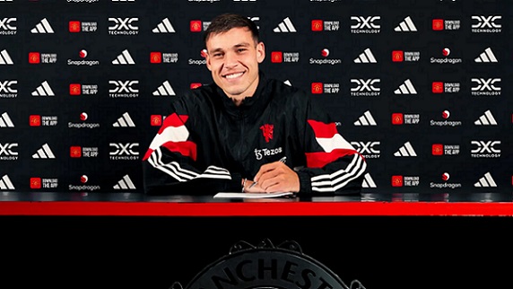Manuel Ugarte Manchester United5