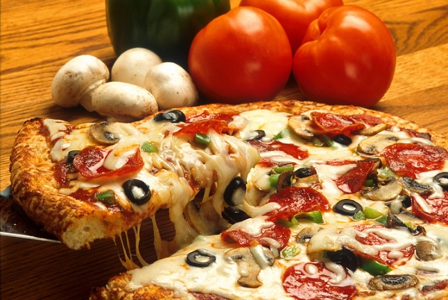 #Pizza - Varieties Styles And Preparation #food #FrizeMedia