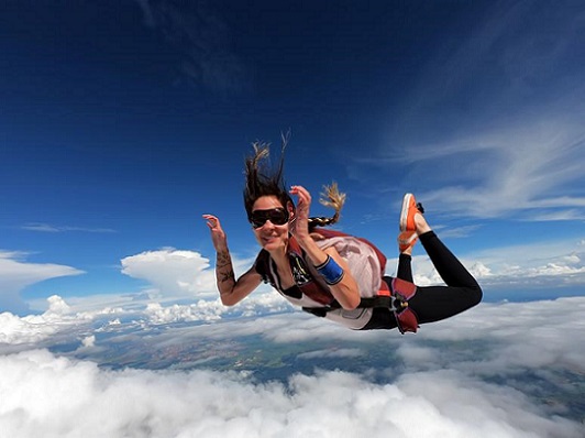Place Ad Skydiving3