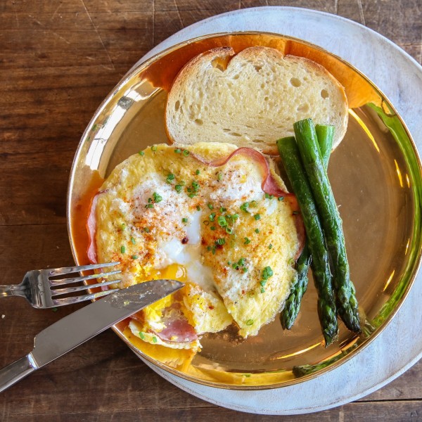 #ShirredEggs - Delicious #Egg #Recipes #food #foodblog #FrizeMedia