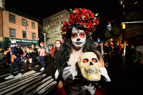 #Halloween - Freaky Halloween Ideas And Scary Costumes #FrizeMedia