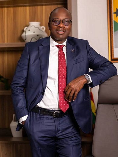 Mahama Ayariga
