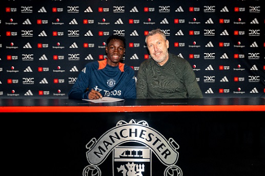 Sekou Kone: Manchester United sign 18 year old Mali international